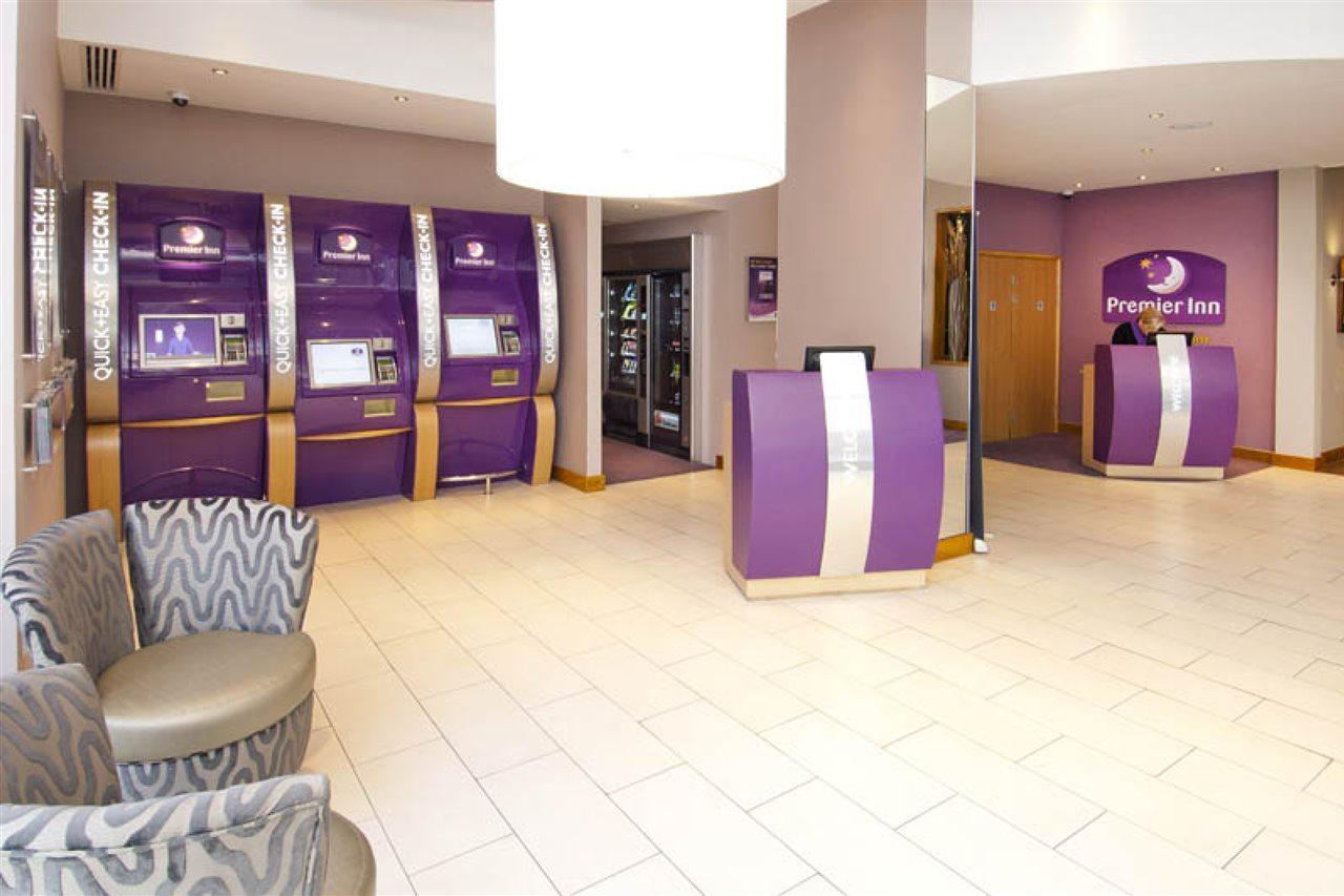 Premier Inn London City Exterior foto